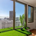 Executive Gem At Cartwrights Corner By Itc Hospitality With City & Harbour Views