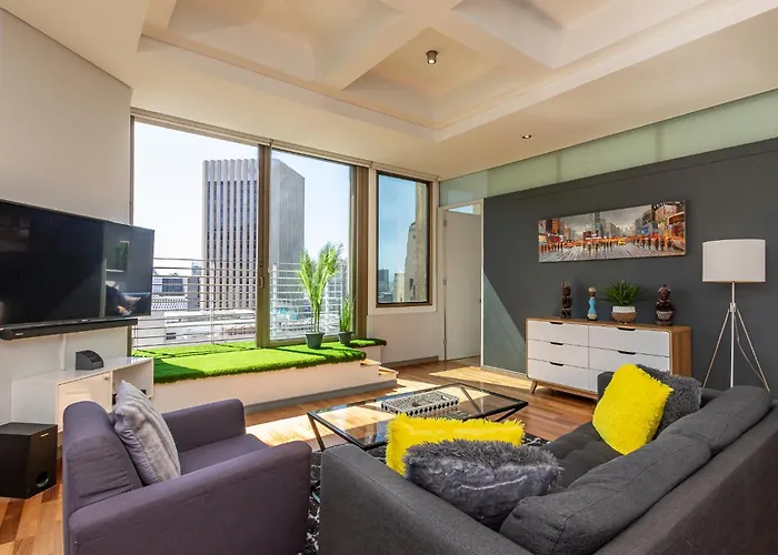 Executive Gem At Cartwrights Corner By Itc Hospitality With City & Harbour Views