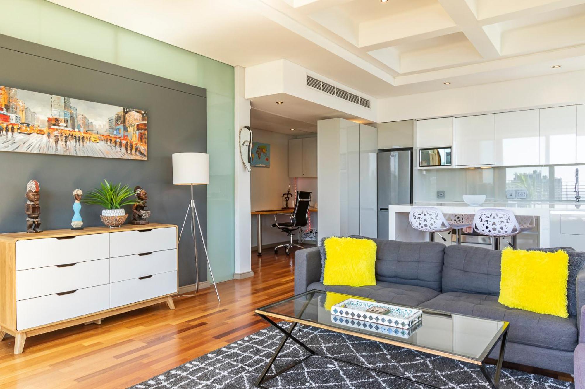 Apartment Executive Gem At Cartwrights Corner By Itc Hospitality With & Harbour Views *